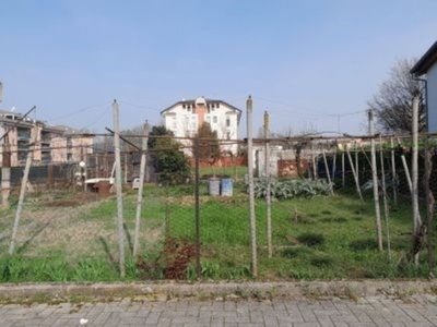 Terreno Residenziale in vendita a San Giorgio Bigarello via Don Giuseppe Dossetti