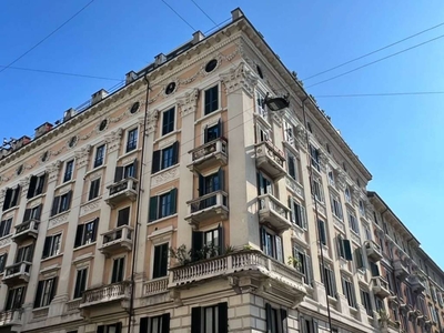 Trilocale via GAUDENZIO FERRARI 3, Corso Genova, Milano