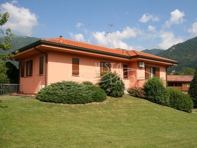 Villa in vendita a Castelmarte