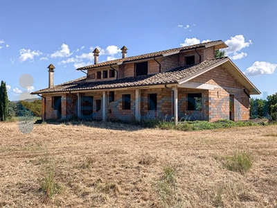 Villa in vendita in Strada Vitorchiano Snc, Viterbo