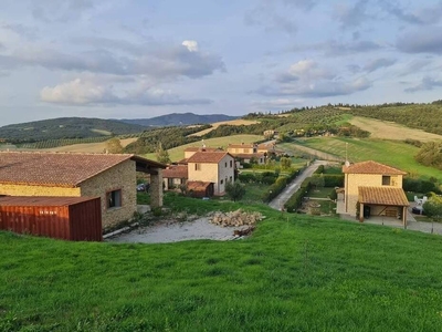 Villas for Sale in Volterra: Elegant Single-Family Residences in the Heart of Tuscany