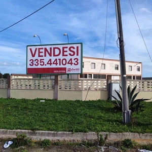 capannone industriale in vendita a Brindisi