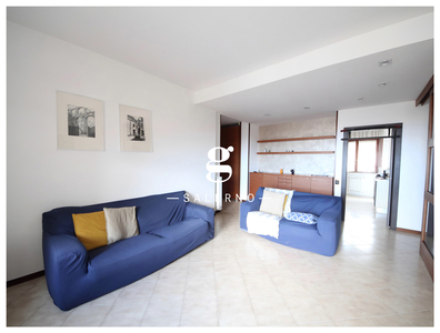 Appartamento di 130 mq in affitto - Salerno