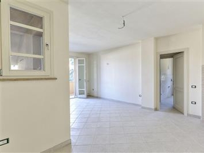 Appartamento in buono stato di 53 mq. a Rosignano Solvay