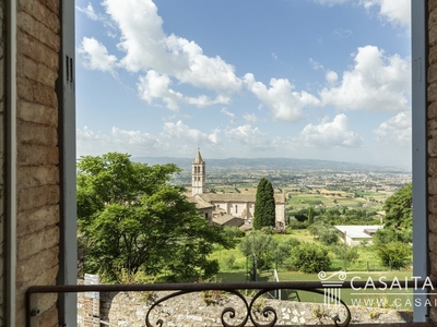 Appartamento storico in vendita 4 Stanze da letto a Assisi
