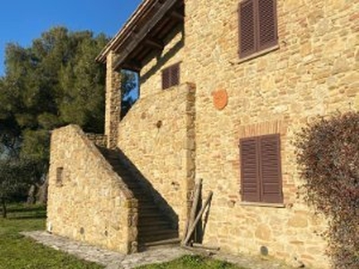 Azienda agricola in vendita 15 Stanze da letto a Volterra