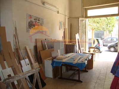 Bilocale da ristrutturare in corso timoleonte, Siracusa