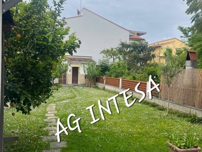 Casa indipendente con giardino, Pisa san giusto