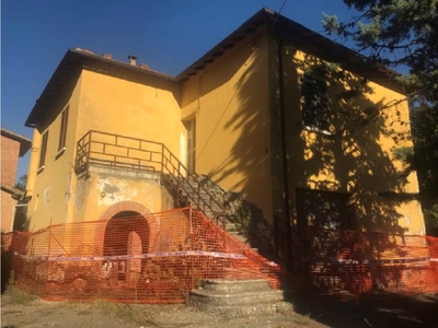 Casa indipendente in vendita a Montalcino