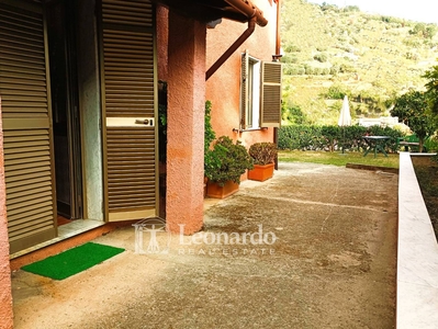 Casa indipendente vista mare, Pietrasanta strettoia