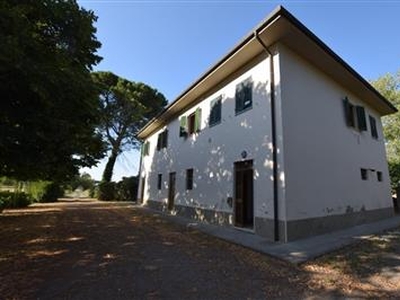 Casa singola in buono stato di 400 mq.