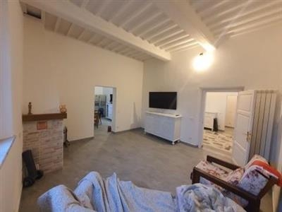 Casa singola in buono stato di 450 mq. a Perignano