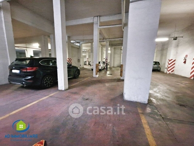 Garage/Posto auto in Vendita in Via Georges Sorel 5 a Roma