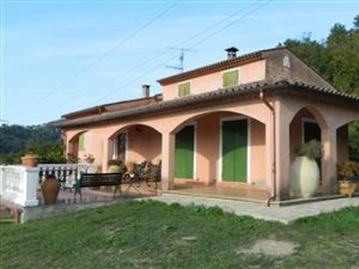Indipendente - Villa a Sarzana