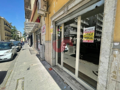 Locale commerciale in affitto, Benevento mellusi