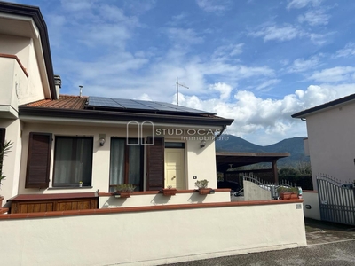 Villa Bifamiliare con giardino, San Giuliano Terme colignola