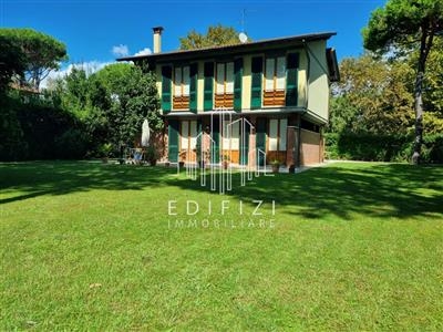 Villa in buono stato di 300 mq. a Ronchi