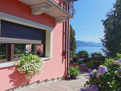 Villa in vendita 4 Stanze da letto a Baveno