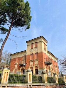 Villa in vendita 5 Stanze da letto a Asti