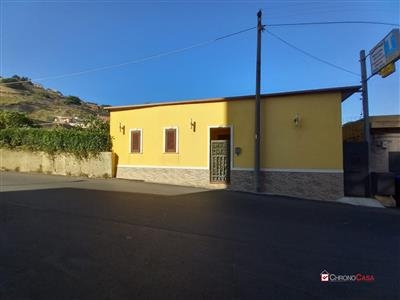Villa in Vendita a Messina