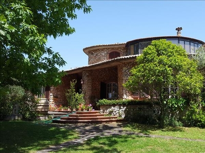 Villa in vendita a Sovicille