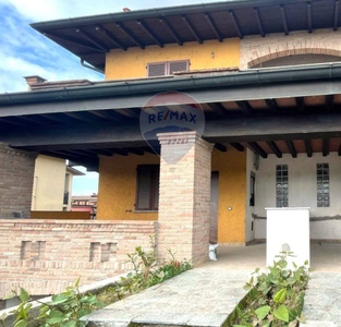 Villa nuova a Albuzzano - Villa ristrutturata Albuzzano