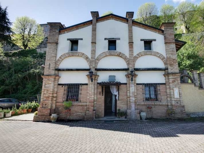 Villa Singola in Vendita ad Bertinoro