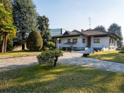 Villa unifamiliare in vendita a Magnago