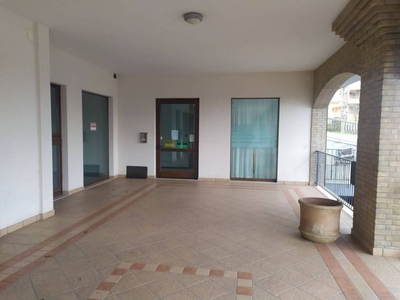 Ufficio in in vendita da privato a Miglianico via Gabriele d'Annunzio, 2