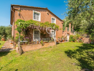 Casa in vendita in Massarosa, Italia