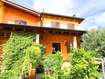 Villa a Schiera in vendita a Vigasio via Battaglione San Marco