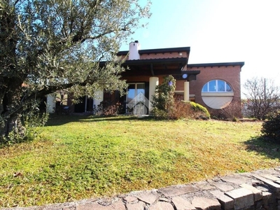 Villa in vendita a Breganze via roma