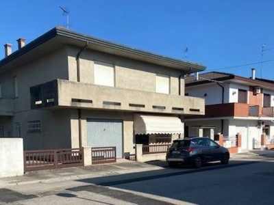 Villa in vendita a Porto Tolle