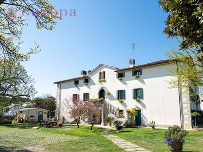 Villa in vendita a San Fior piazza marconi