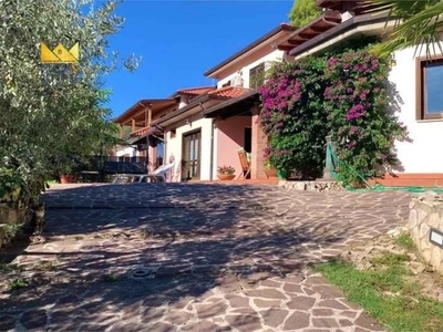 Villa in vendita a Terni loc cervara