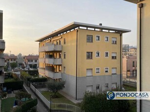 Appartamento in Vendita ad Grumello del Monte - 135000 Euro