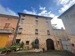 Appartamento - Quadrilocale a Periferia, Perugia