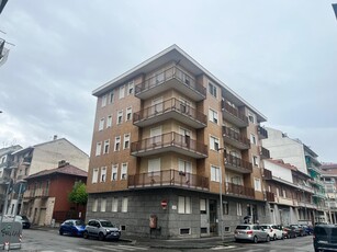 Bilocale da ristrutturare a Torino