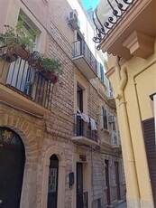 Casa indipendente in vendita a Bari Borgo Antico