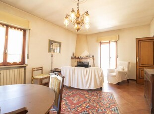 Casa indipendente in vendita a Castel Sant'Angelo