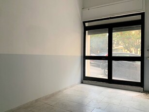 Laboratorio in Affitto a Catanzaro, zona Catanzaro Centro, 320€, 30 m²