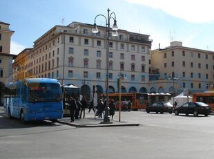 Locale commerciale in affitto a Livorno