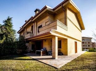 Vendita Villa a Schiera Via Porrettana, 116/4, Sasso Marconi