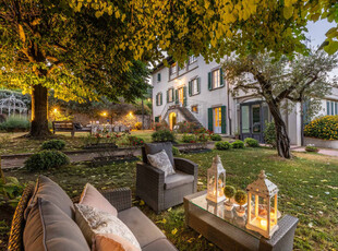 Villa di prestigio - ristrutturata a Sud, Lucca