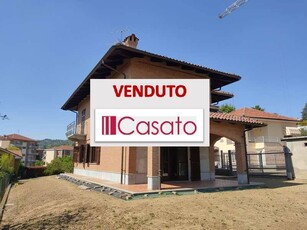 Villa in Vendita a Moncalieri Testona