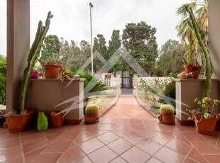 Villa in Vendita a Porto Torres Porto Torres