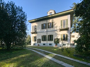 Villa in Vendita a Torino, zona Precollina, 1'650'000€, 700 m²