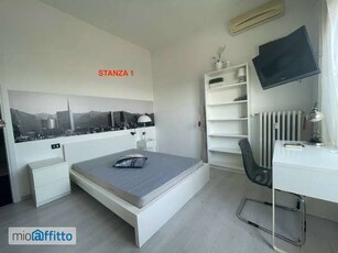 Appartamento arredato con terrazzo Bocconi, c.so italia, ticinese