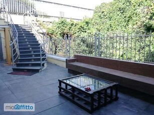 Appartamento arredato con terrazzo Centro