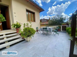 Appartamento arredato con terrazzo Prato